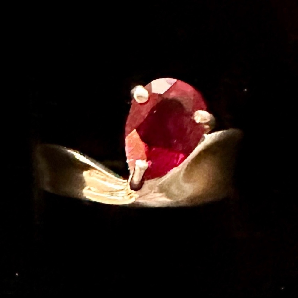 Rare Contemporary Bezel Set Pear Ruby And Sterling Silver Ring Size 7